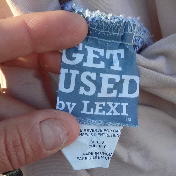 Get Used by Lexi Maternity Capri jean size Small - Picture 11 of 12